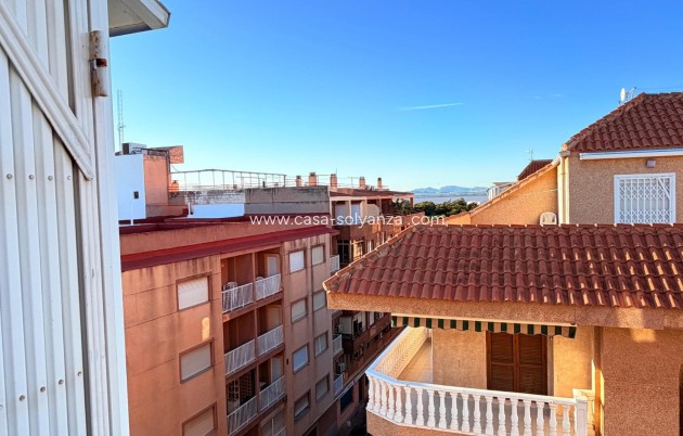 Resale - Apartment / flat - Torrevieja - Acequion