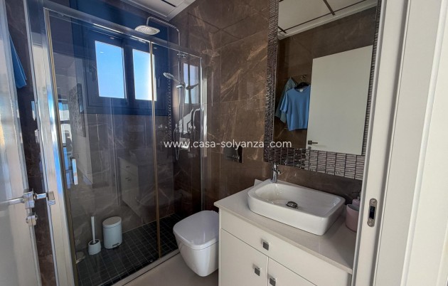 Reventa - Villa - San Miguel de Salinas - Bellavista