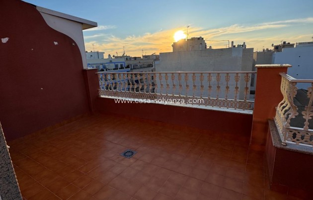 Resale - Apartment / flat - Torrevieja - Parque Acuático - Sector 25