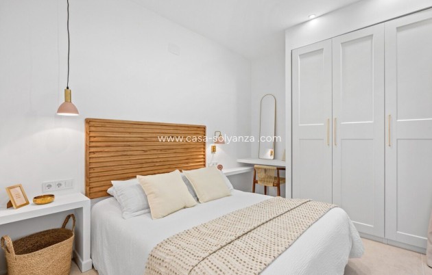 Resale - Bungalow - Torrevieja - Costa Blanca