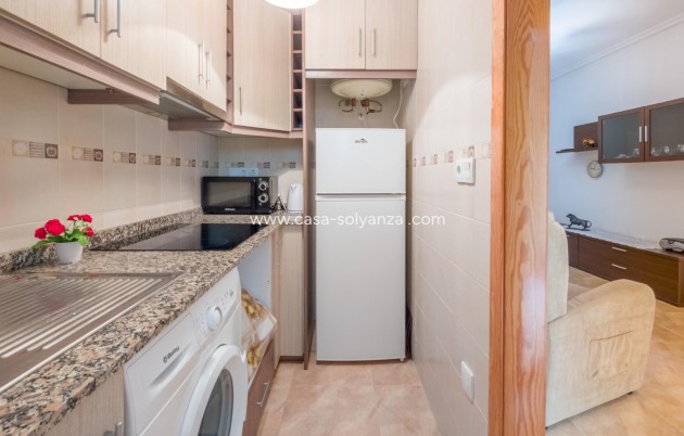 Resale - Apartment / flat - Torrevieja - Acequion