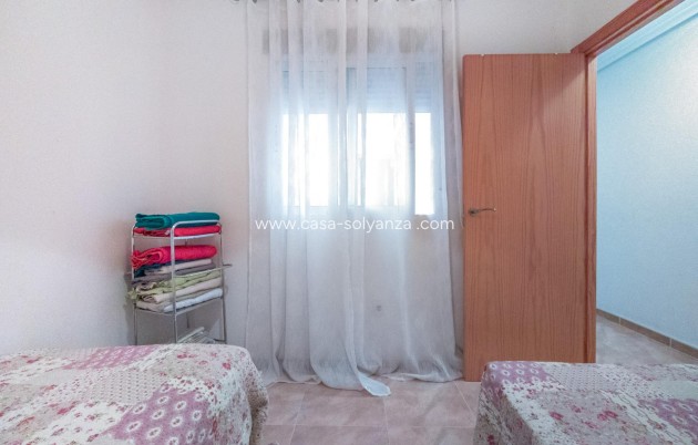 Resale - Apartment / flat - Torrevieja - Acequion