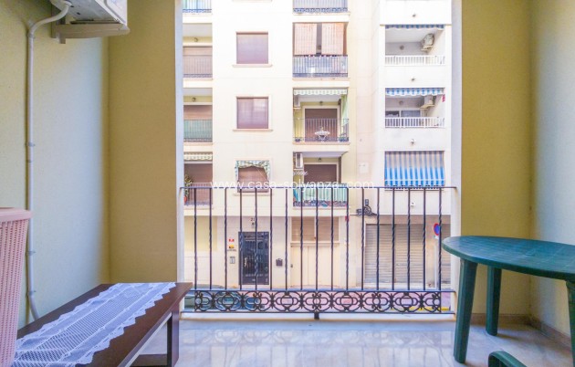 Resale - Apartment / flat - Torrevieja - Acequion