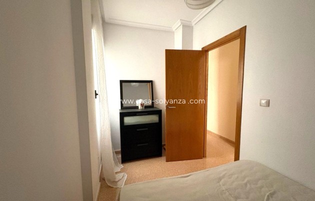 Resale - Apartment / flat - Torrevieja - Center