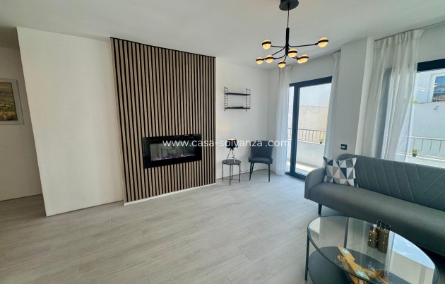 Resale - Apartment / flat - Torrevieja - CLUB NAUTICO TORREVIEJA