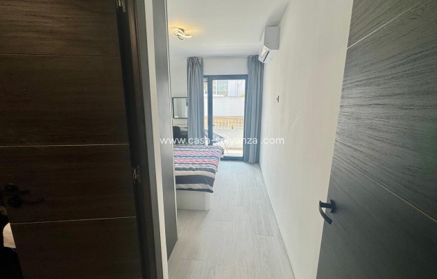 Resale - Apartment / flat - Torrevieja - CLUB NAUTICO TORREVIEJA