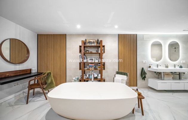 Resale - Villa - Orihuela Costa - Lomas De Cabo Roig