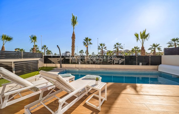 Resale - Villa - Orihuela Costa - Lomas De Cabo Roig