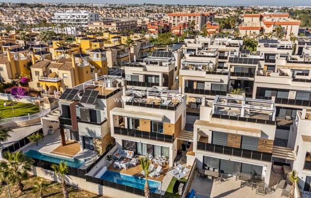 Resale - Villa - Orihuela Costa - Lomas De Cabo Roig