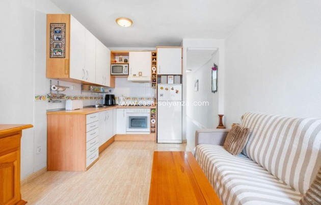 Resale - Apartment / flat - Orihuela Costa - Aguamarina