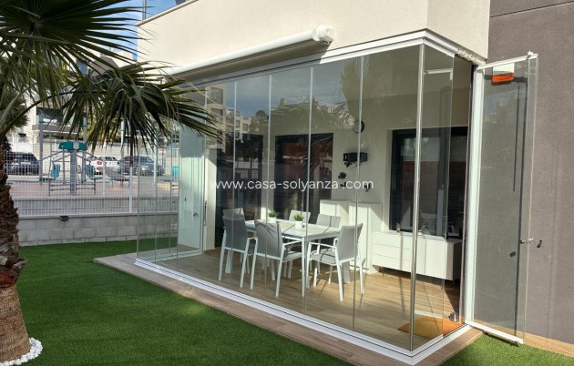 Resale - Apartment / flat - Villamartin - Costa Blanca