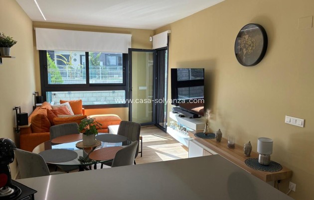 Resale - Apartment / flat - Villamartin - Costa Blanca