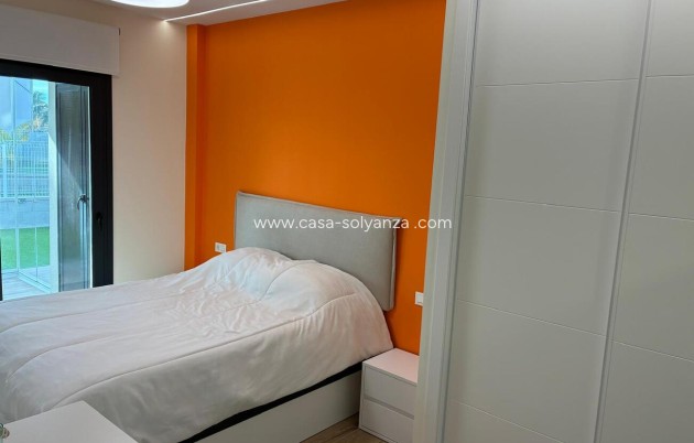 Resale - Apartment / flat - Villamartin - Costa Blanca