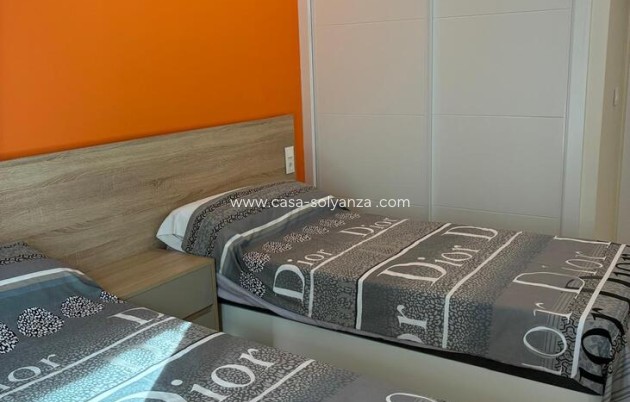 Resale - Apartment / flat - Villamartin - Costa Blanca