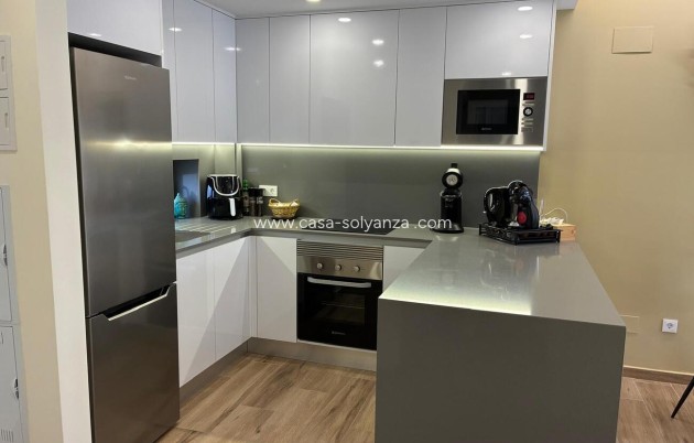 Resale - Apartment / flat - Villamartin - Costa Blanca