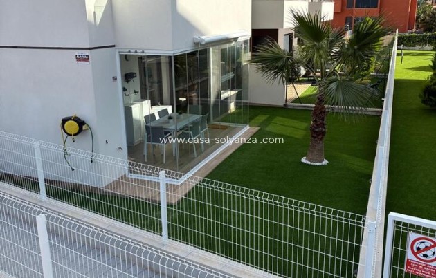 Resale - Apartment / flat - Villamartin - Costa Blanca