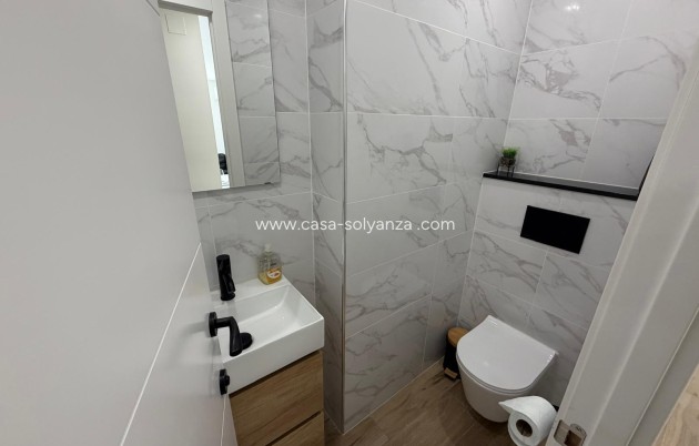 Resale - Apartment / flat - Torrevieja - Costa Blanca