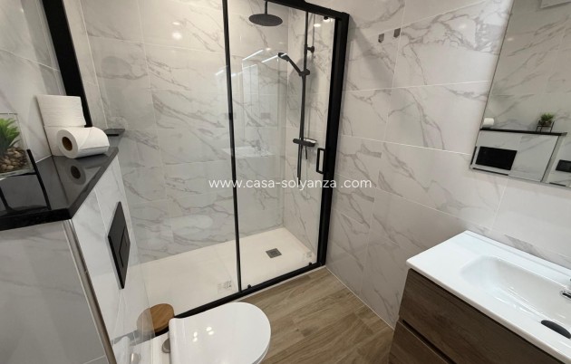 Resale - Apartment / flat - Torrevieja - Costa Blanca