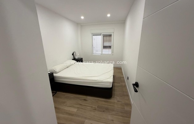 Resale - Apartment / flat - Torrevieja - Costa Blanca