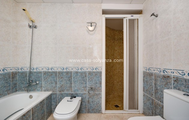 Resale - Apartment / flat - Torrevieja - Costa Blanca