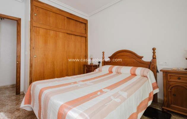 Resale - Apartment / flat - Torrevieja - Costa Blanca
