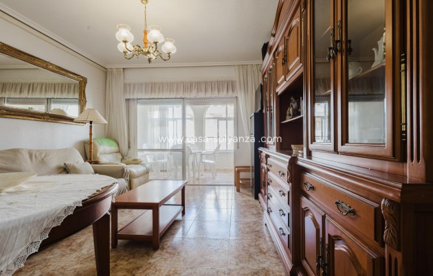 Resale - Apartment / flat - Torrevieja - Costa Blanca
