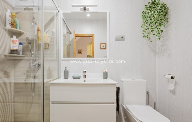 Resale - Bungalow - Torrevieja - Costa Blanca