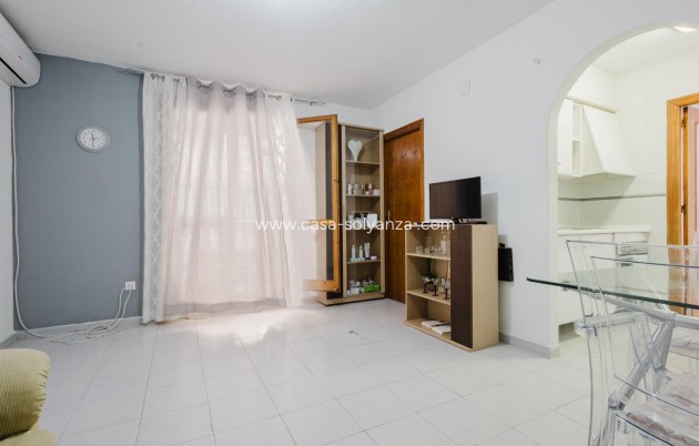 Resale - Apartment / flat - Torrevieja - Costa Blanca