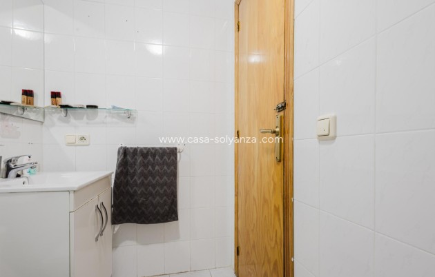 Resale - Apartment / flat - Torrevieja - Costa Blanca