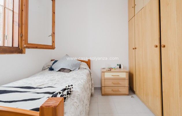 Resale - Apartment / flat - Torrevieja - Costa Blanca