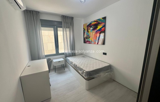 Resale - Apartment / flat - Torrevieja - Costa Blanca