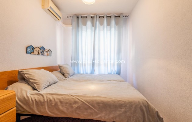 Resale - Apartment / flat - Torrevieja - Costa Blanca
