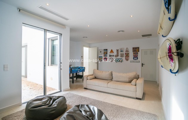 Resale - Villa - Orihuela Costa - Costa Blanca