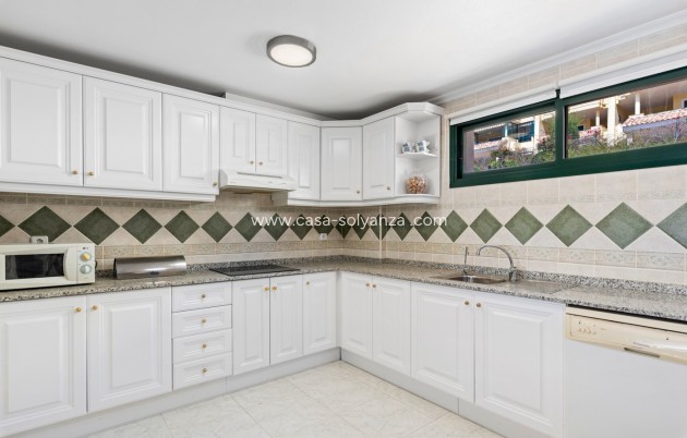 Resale - Apartment / flat - Dehesa De Campoamor - Costa Blanca