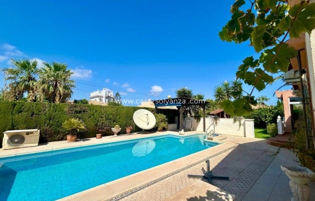 Resale - Villa - Orihuela Costa - Costa Blanca