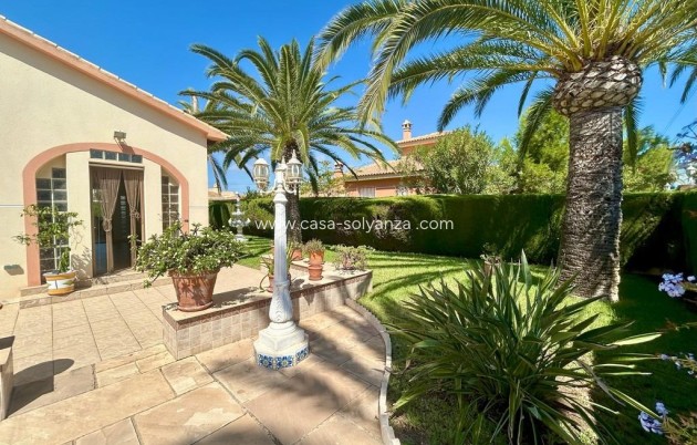 Resale - Villa - Orihuela Costa - Costa Blanca