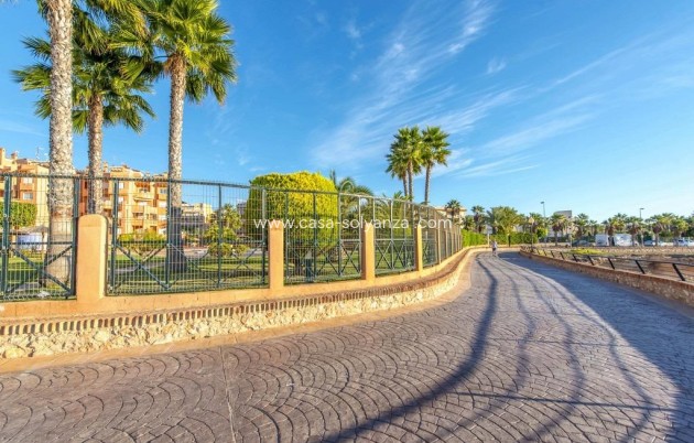 Resale - Apartment / flat - Orihuela Costa - Costa Blanca