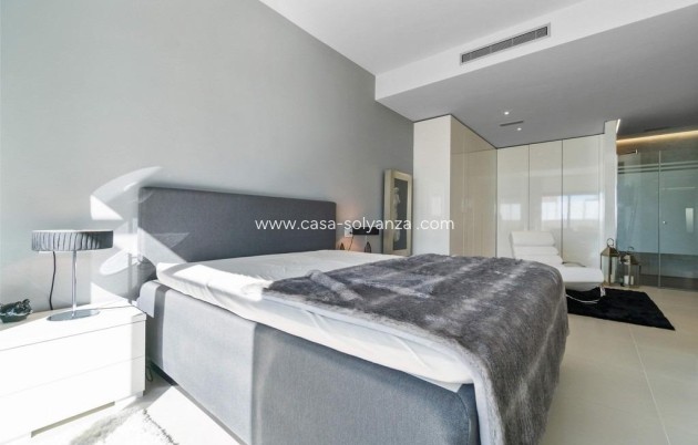 Resale - Villa - Orihuela Costa - Costa Blanca