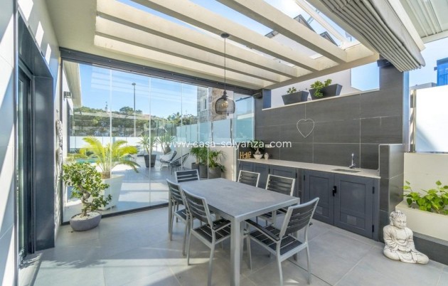 Resale - Villa - Orihuela Costa - Costa Blanca