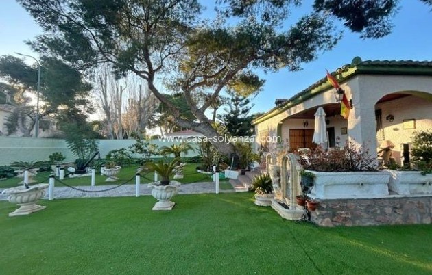 Resale - Villa - Orihuela Costa - Costa Blanca