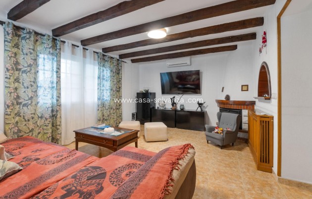 Resale - Villa - Torrevieja - Costa Blanca
