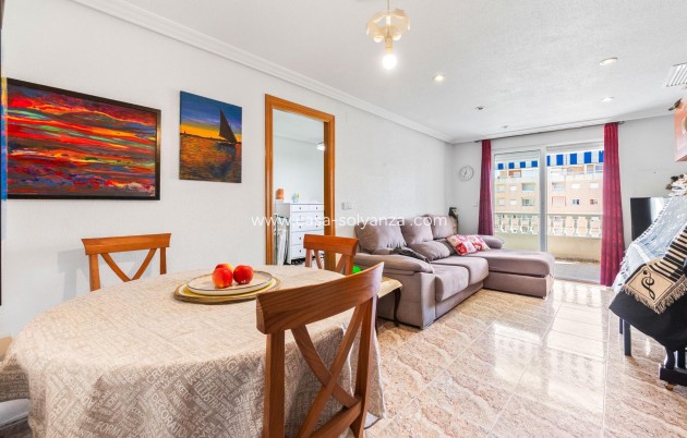 Resale - Apartment / flat - Torrevieja - Costa Blanca