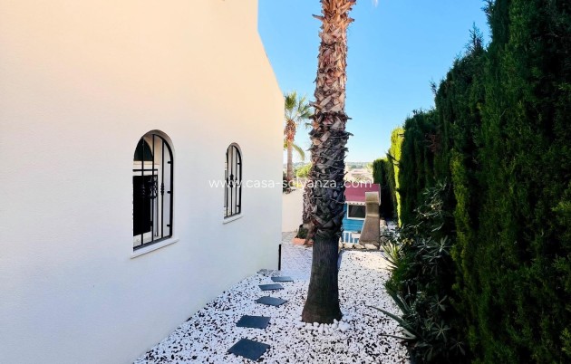 Resale - Villa - Orihuela Costa - Costa Blanca