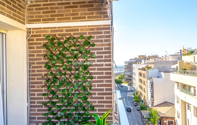 Resale - Apartment / flat - Torrevieja - Costa Blanca