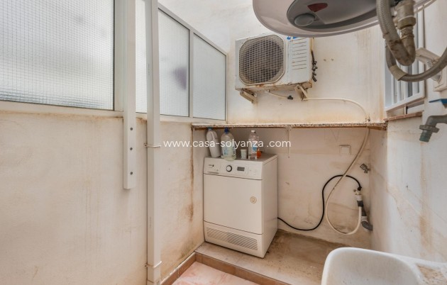 Resale - Apartment / flat - Torrevieja - Costa Blanca