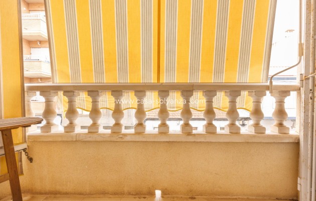 Resale - Apartment / flat - Torrevieja - Costa Blanca