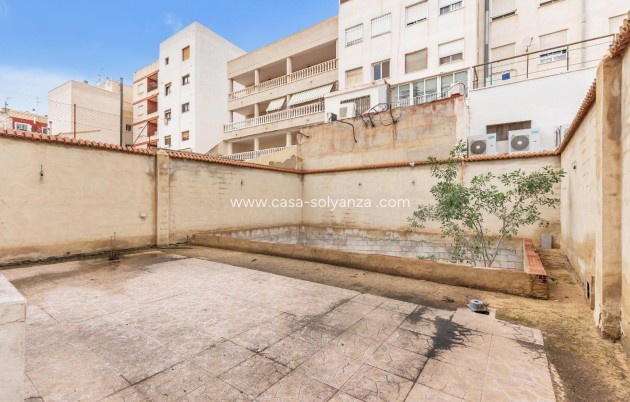 Resale - Apartment / flat - Torrevieja - Costa Blanca