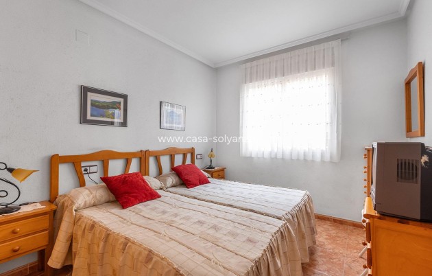 Resale - Apartment / flat - Torrevieja - Costa Blanca