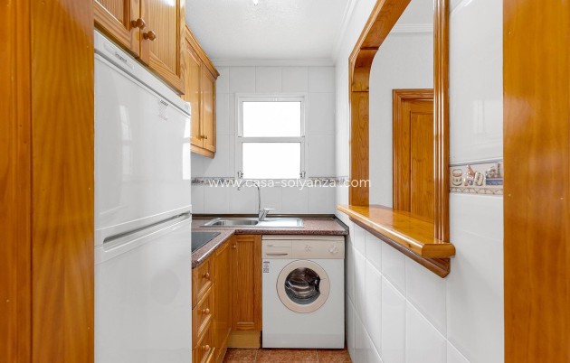 Resale - Apartment / flat - Torrevieja - Costa Blanca