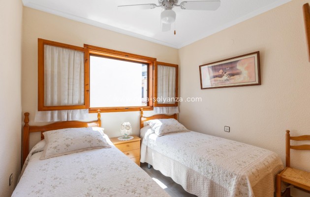 Resale - Villa - Torrevieja - Costa Blanca